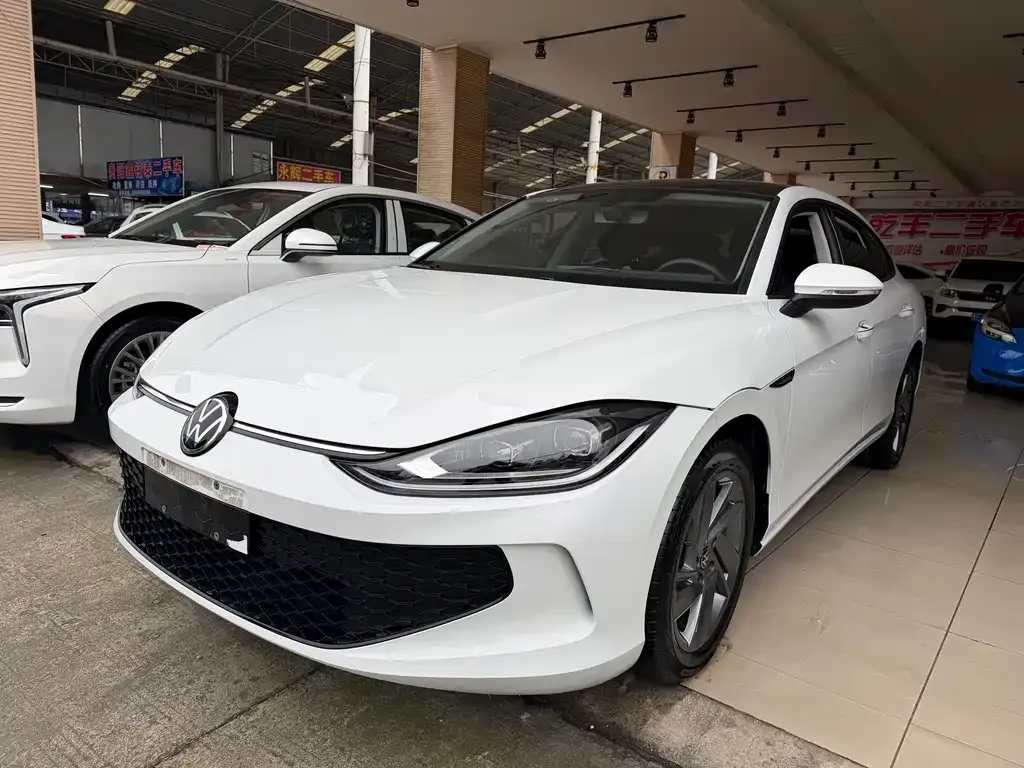 Volkswagen Lamando 2024 из CN, фото 2