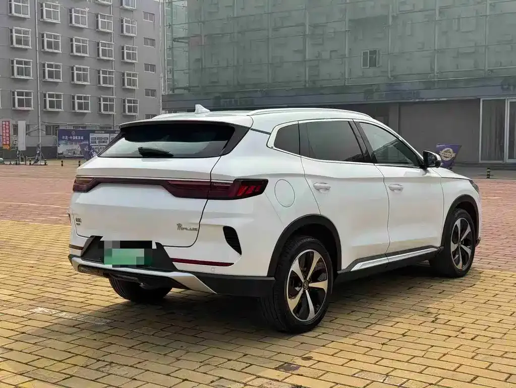 BYD PLUS New Energy — фото 4
