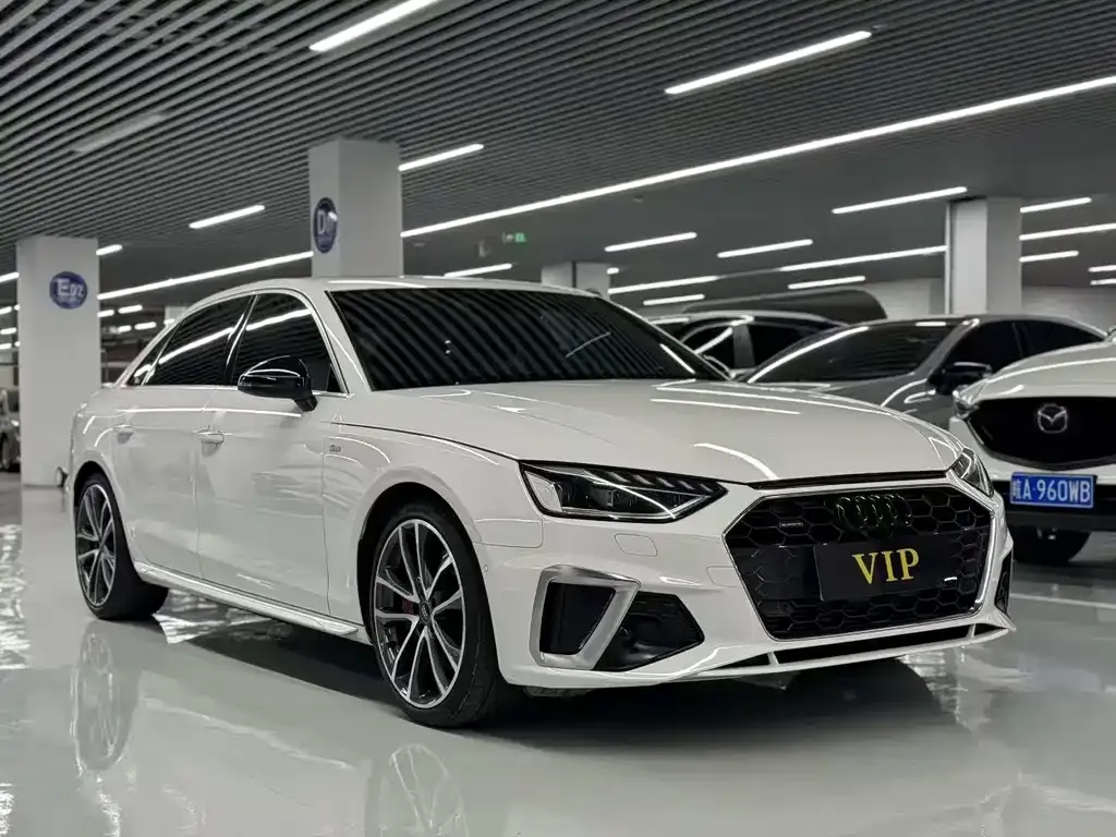 Audi A4L 2021 из CN, фото 7