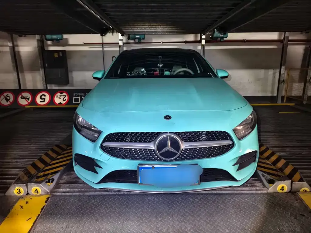 Mercedes-Benz A-Class — фото 1