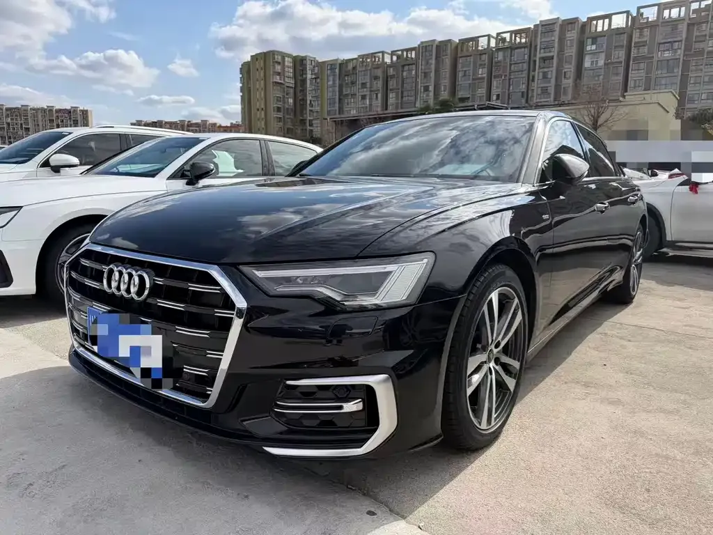 Audi A6L — фото 1