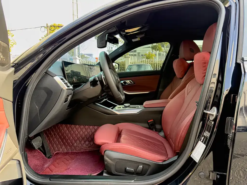 BMW 3 Series 2025 из CN, фото 9