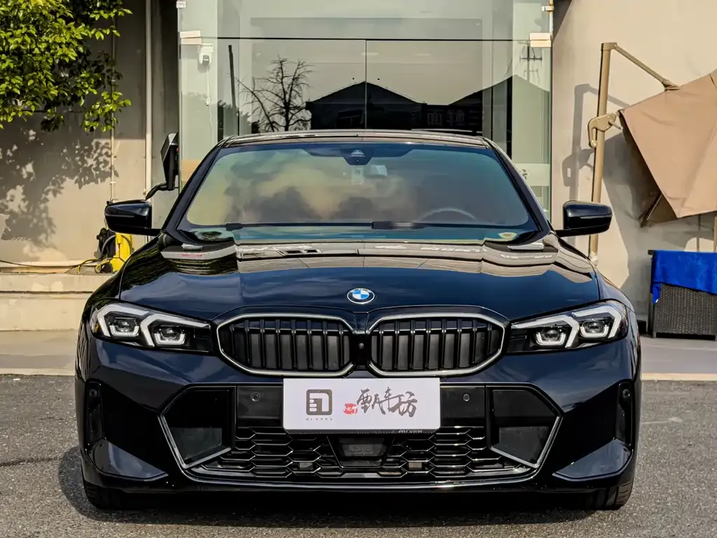 BMW 3 Series 2025 из CN, фото 2