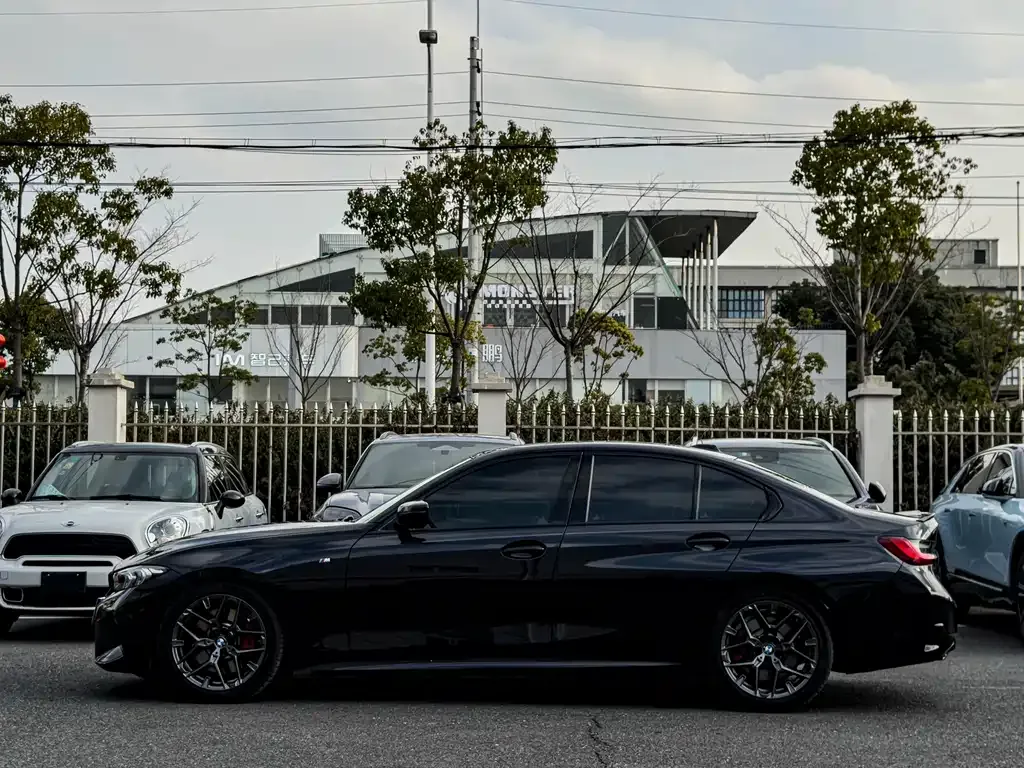 BMW 3 Series 2025 из CN, фото 10