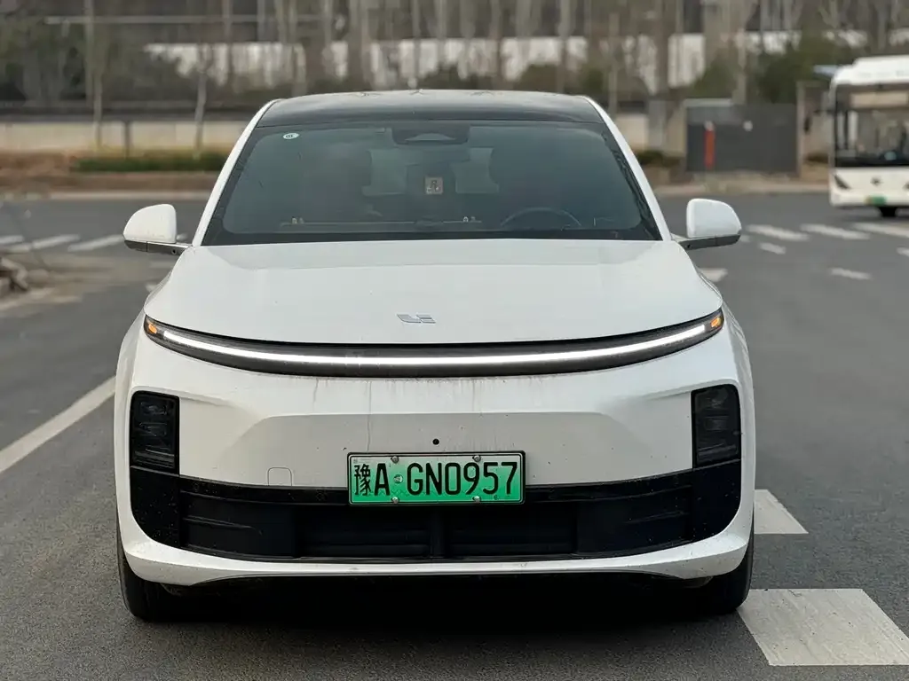 Li Auto L6 2024 из CN, фото 2