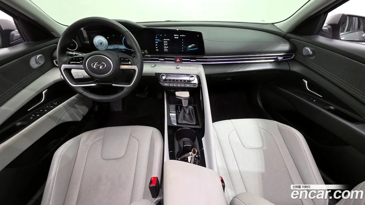 Hyundai AVANTE — фото 9