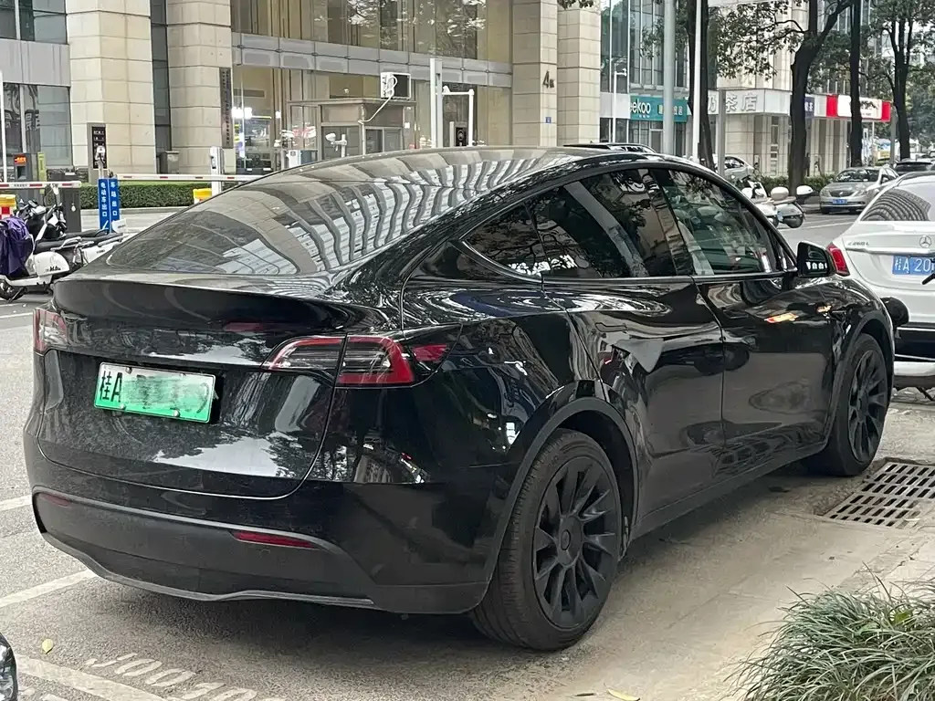 Tesla Model Y 2022 из CN, фото 9