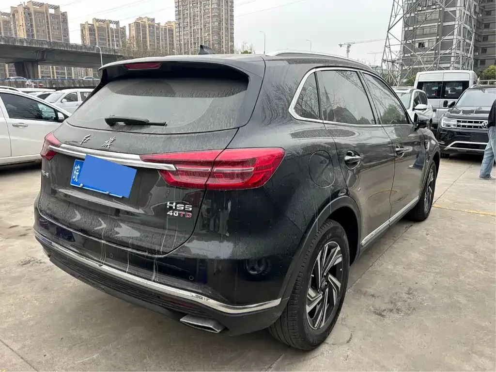 Hongqi HS5 — фото 5