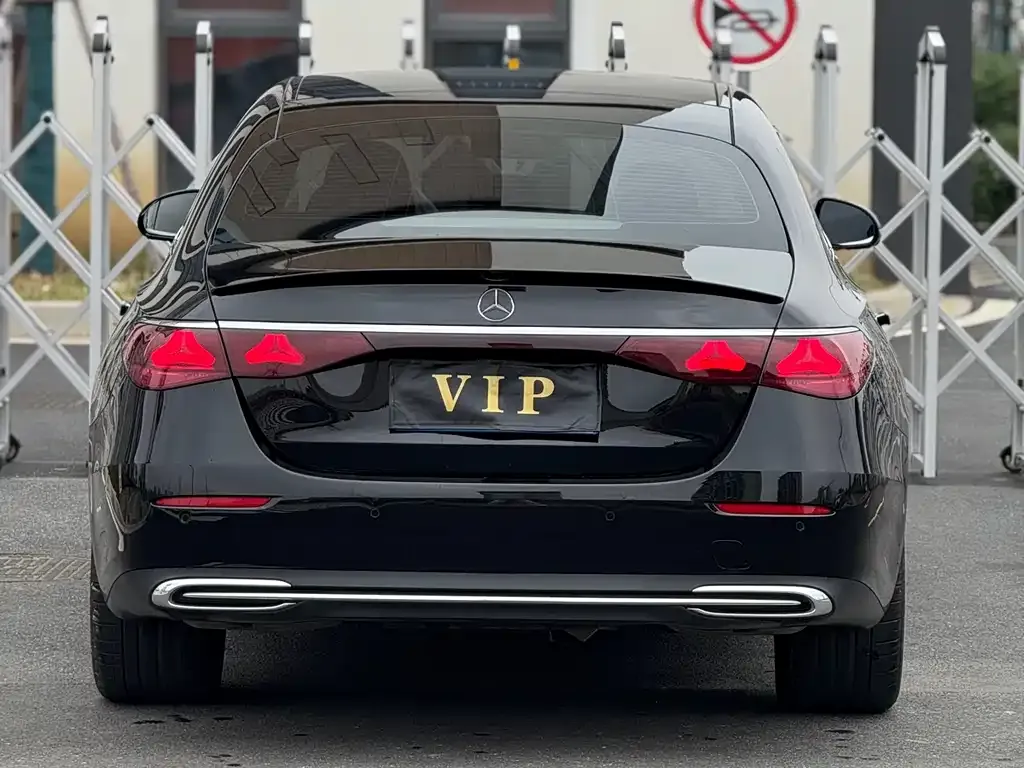 Mercedes-Benz E-Class 2025 из CN, фото 9