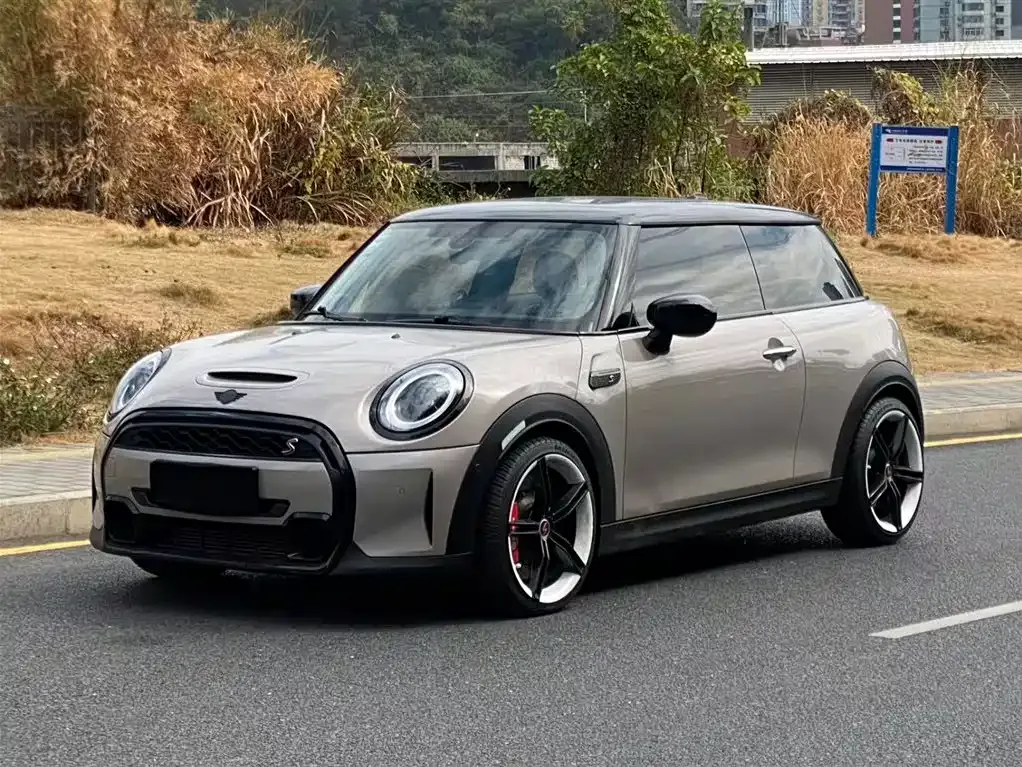 MINI Cooper (3-door) 2021 из CN, фото 1