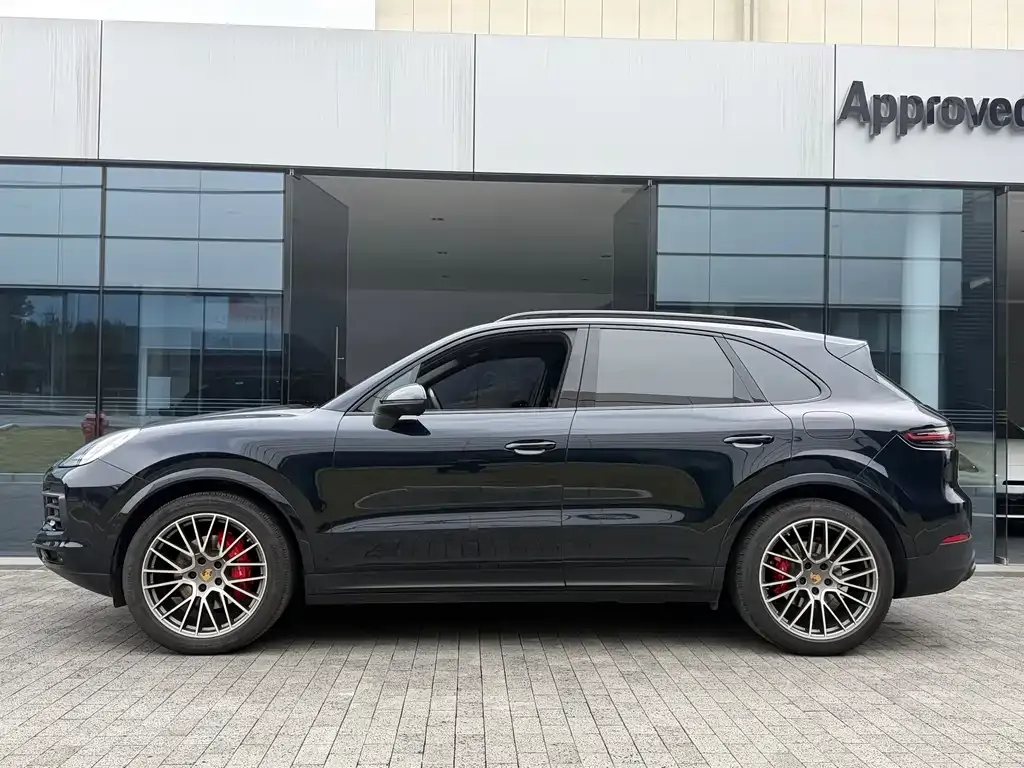 Porsche Cayenne Hybrid — фото 7