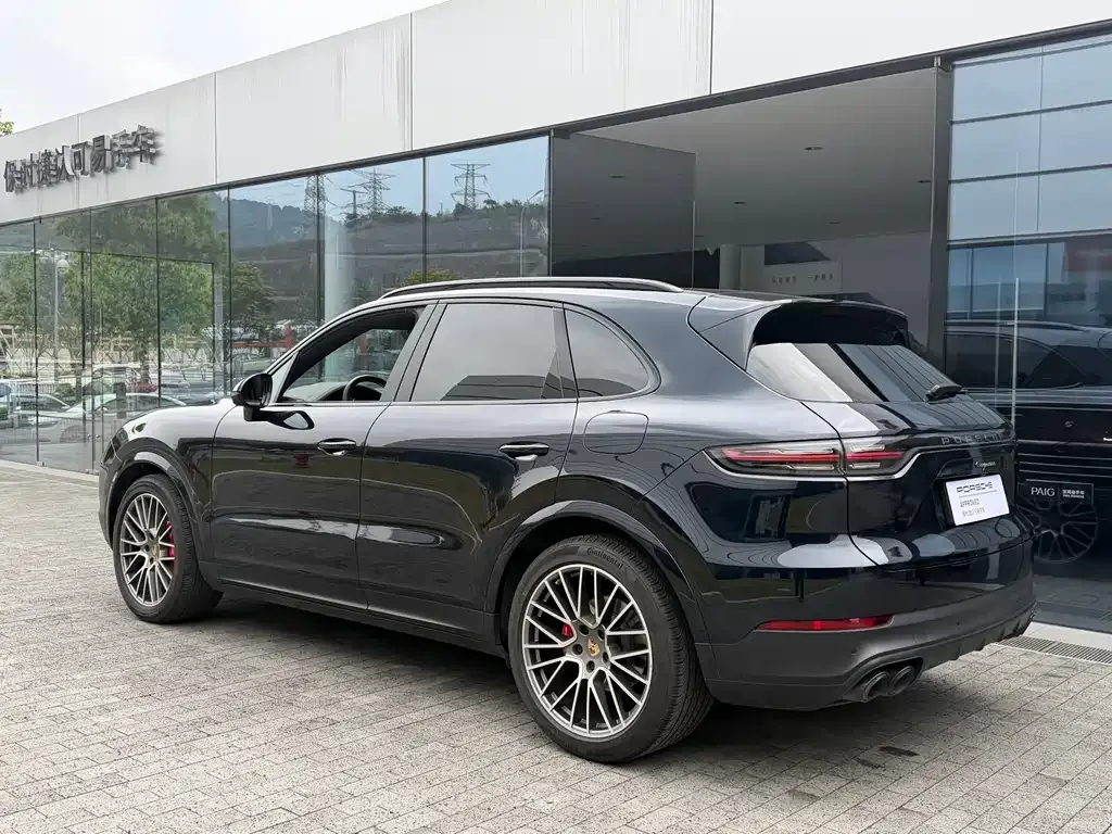 Porsche Cayenne Hybrid — фото 10