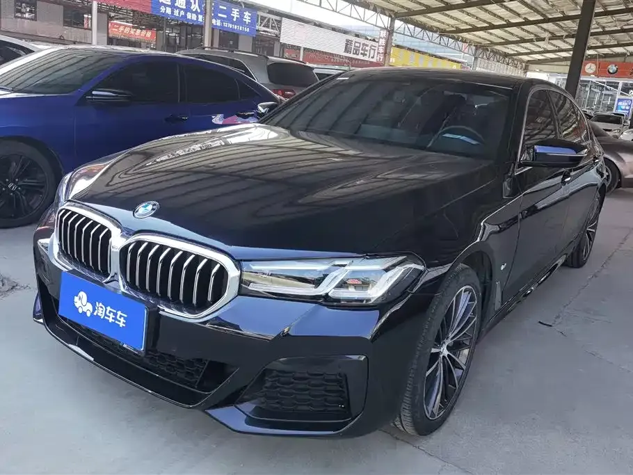 BMW 5 Series 2023 из CN, фото 1