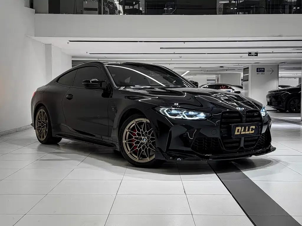 BMW M4