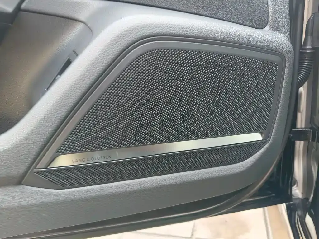 Audi A6L 2025 из CN, фото 6