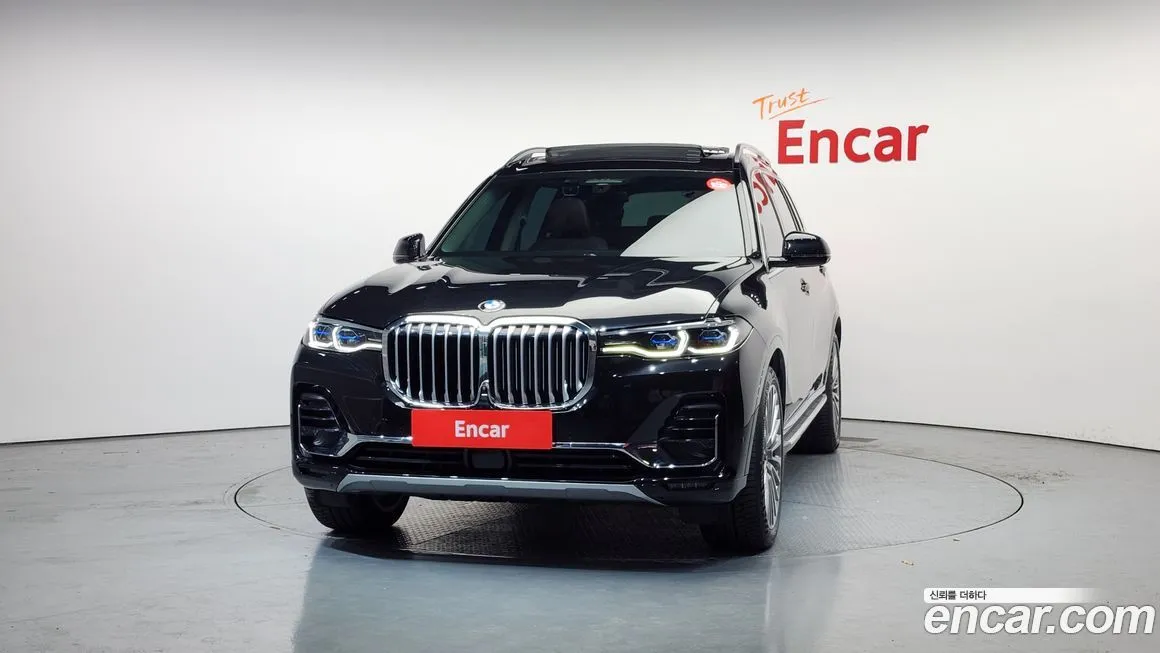 BMW X7 — фото 2