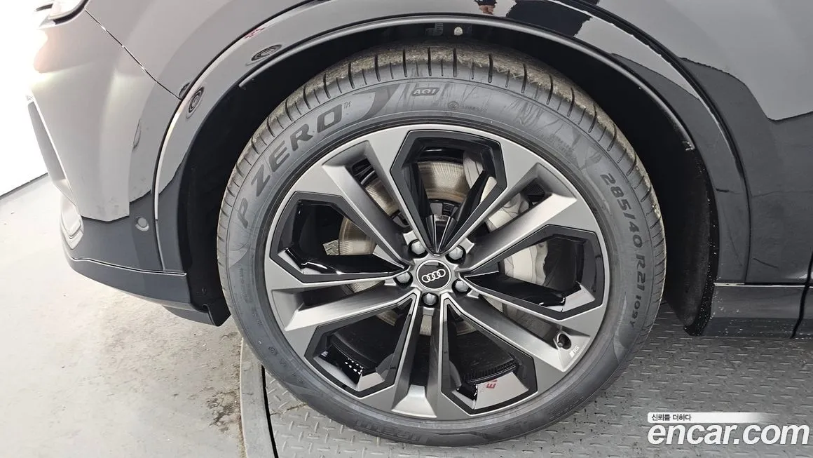 Audi Q7 2026 из KR, фото 2