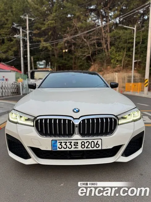 BMW 5-Series — фото 10