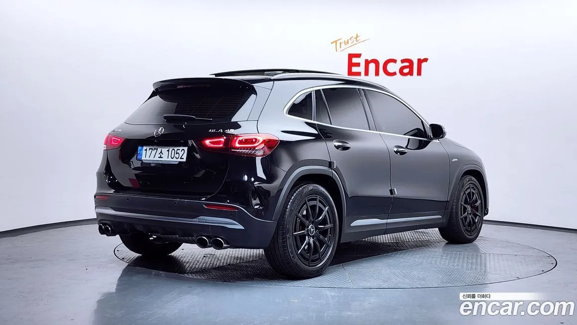 Mercedes-Benz GLA-Class — фото 6