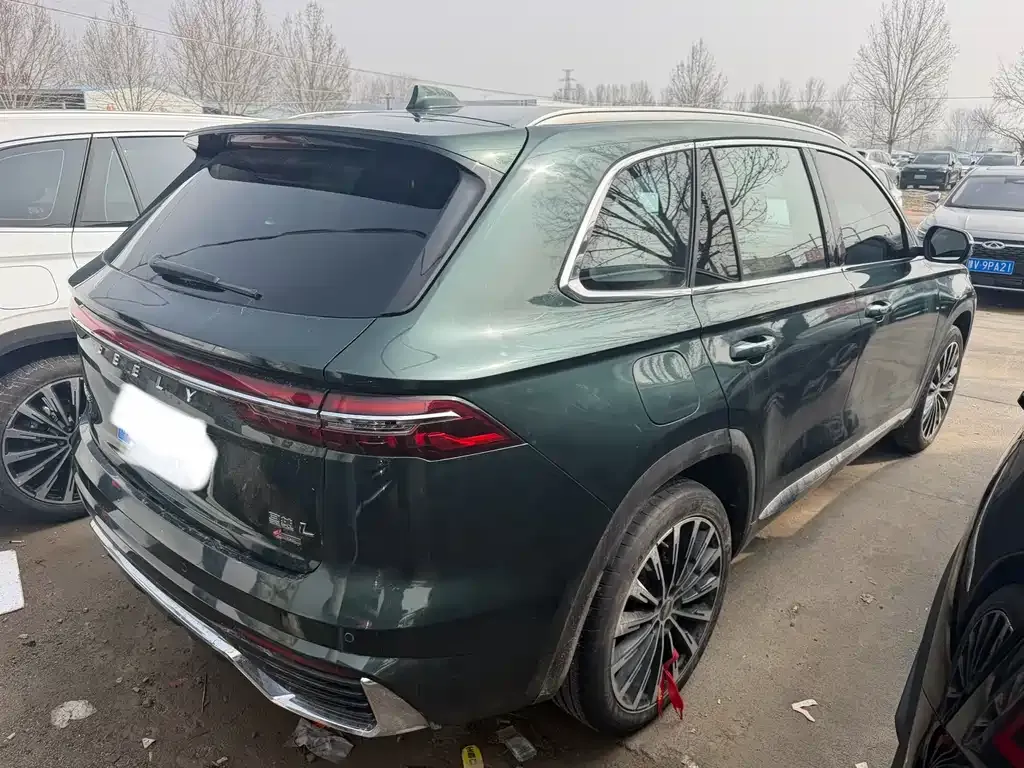 Geely Xingyue L — фото 9