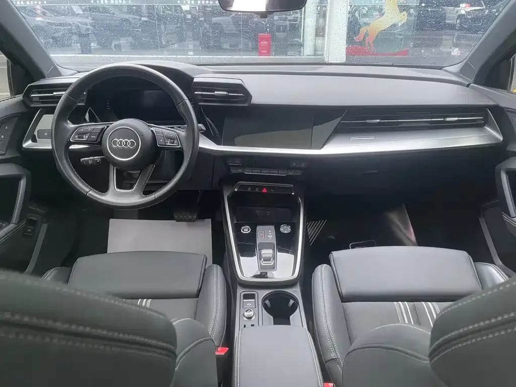 Audi A3 2024 из CN, фото 8