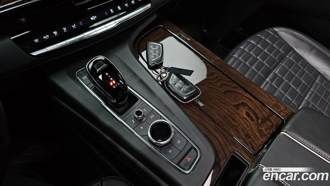 Cadillac Escalade 2022 из KR, фото 7