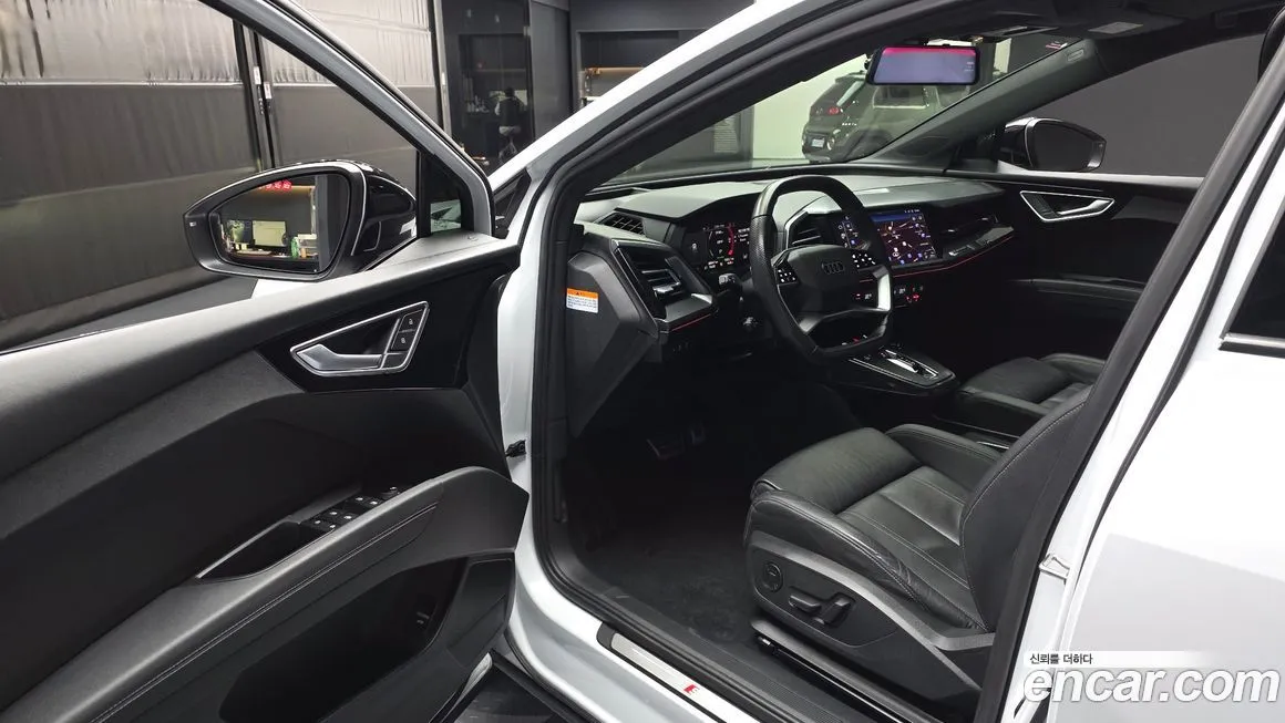 Audi Q4 e-tron 2022 из KR, фото 10