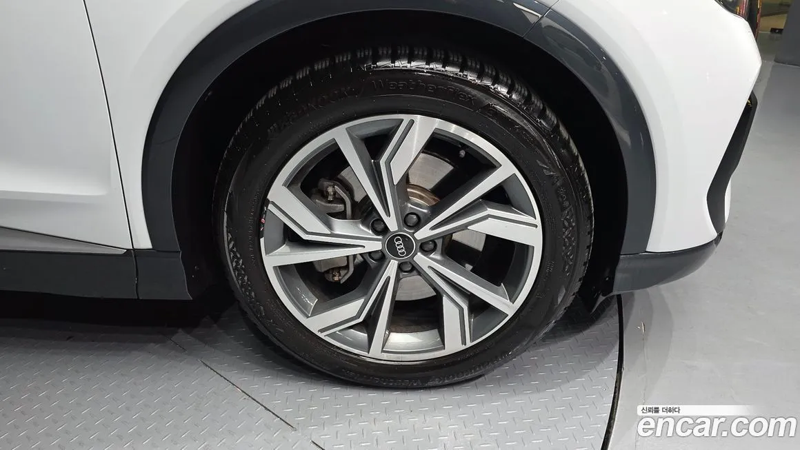 Audi Q4 e-tron 2022 из KR, фото 6