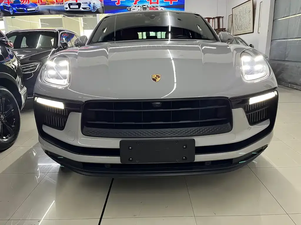 Porsche Macan — фото 9