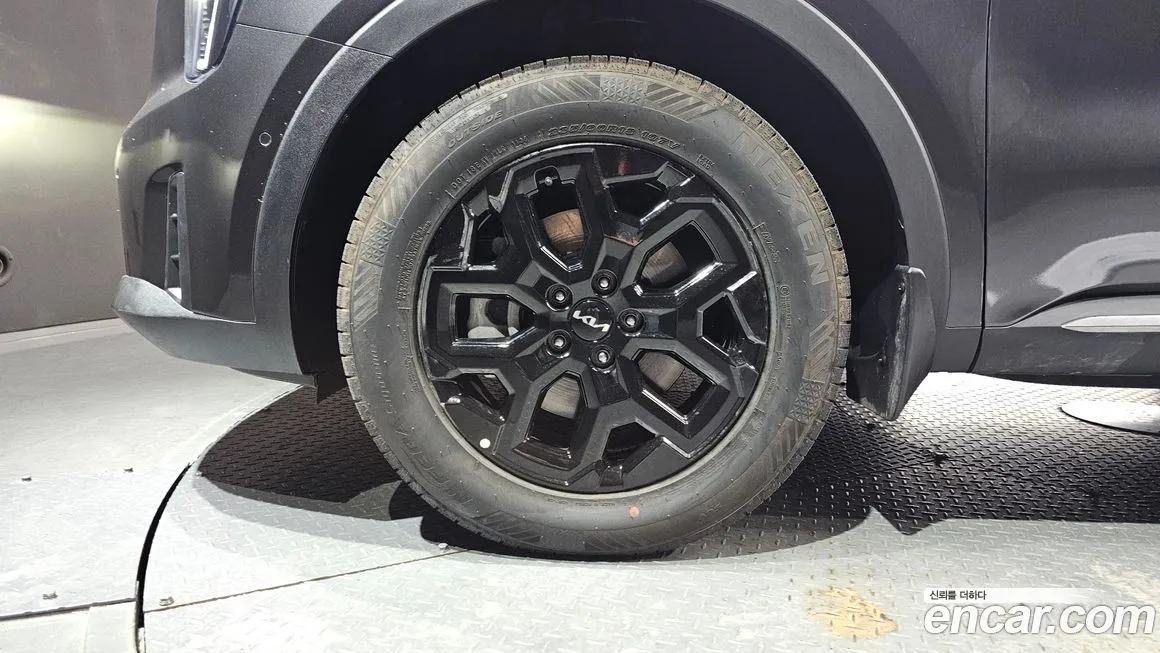 Kia Sorento — фото 5