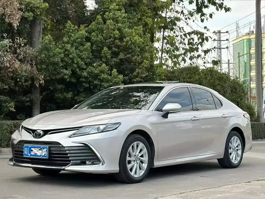 Toyota Camry 2022 из CN, фото 1