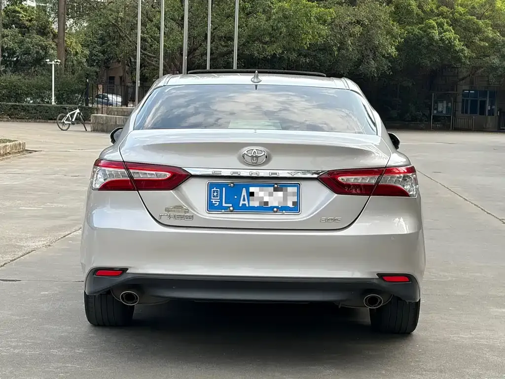 Toyota Camry 2022 из CN, фото 8