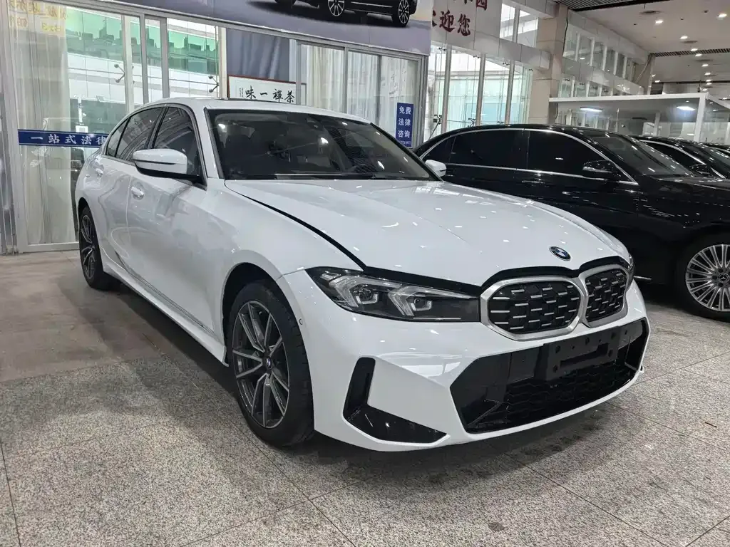 BMW 3 Series 2023 из CN, фото 7