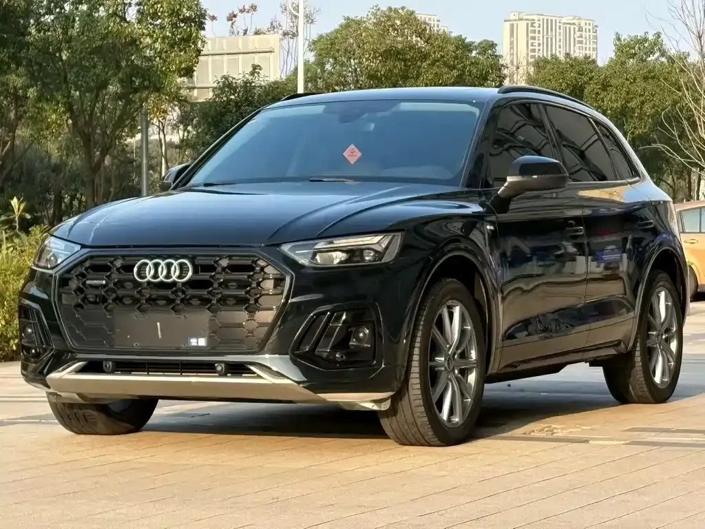 Audi Q5L 2023 из CN, фото 2