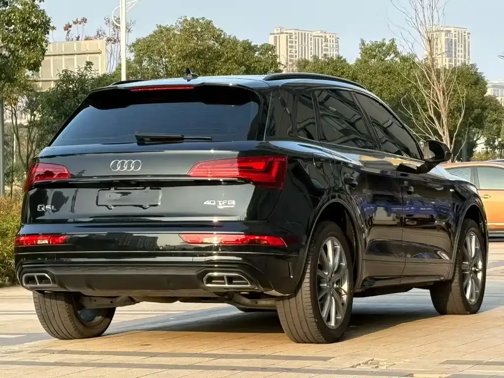Audi Q5L 2023 из CN, фото 5