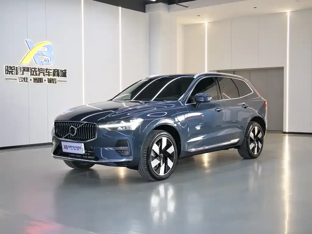 Volvo XC60 PHEV 2025 из CN, фото 1