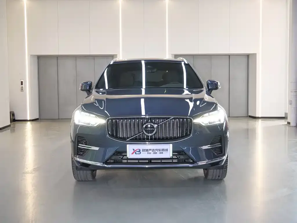 Volvo XC60 PHEV 2025 из CN, фото 2
