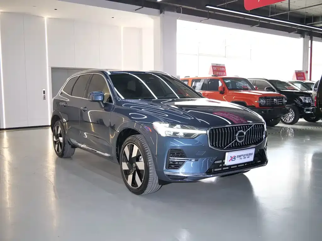 Volvo XC60 PHEV 2025 из CN, фото 4