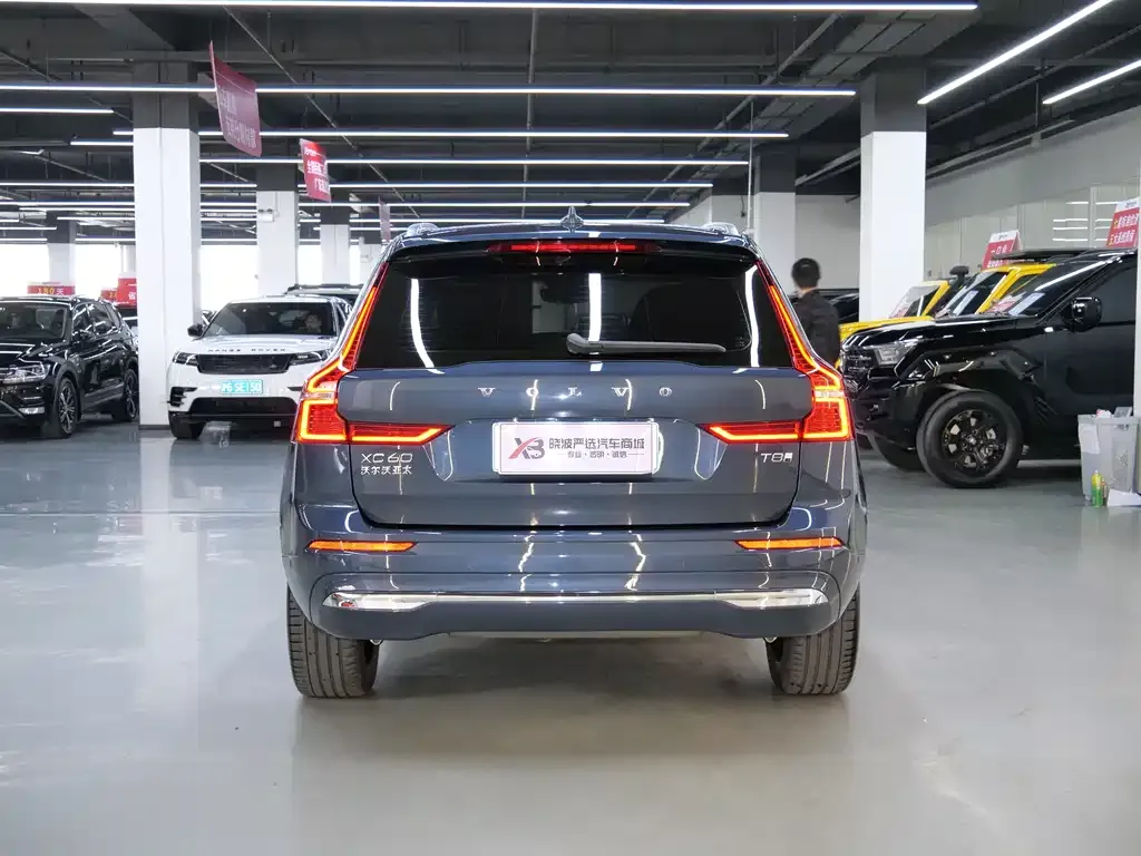 Volvo XC60 PHEV 2025 из CN, фото 5