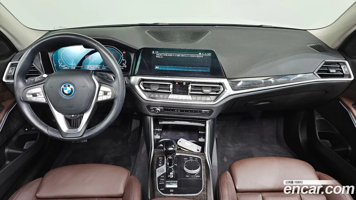 BMW 3-Series 2022 из KR, фото 5