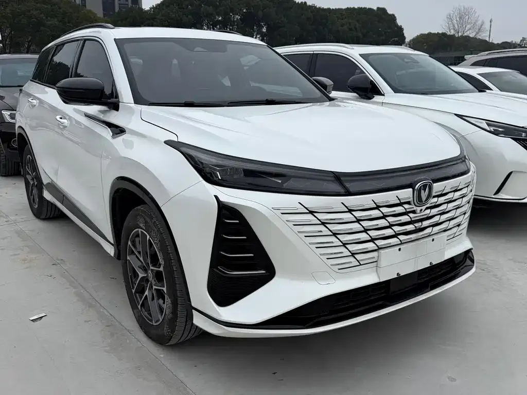 Changan CS75PLUS 2024 из CN, фото 5