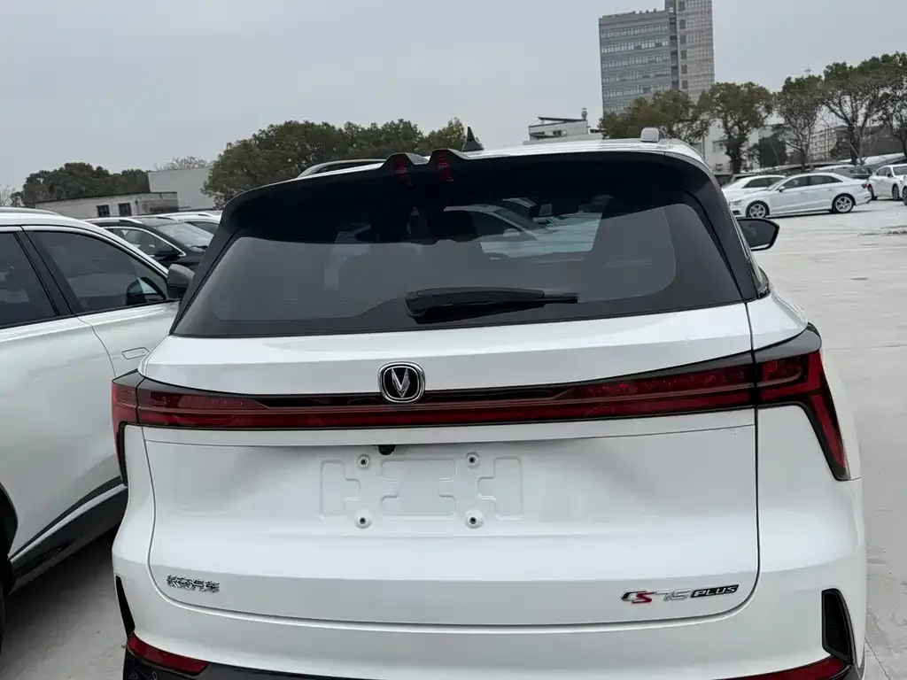 Changan CS75PLUS 2024 из CN, фото 3