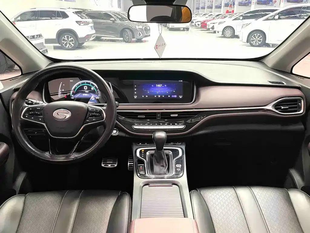 GAC Motor Trumpchi M6 — фото 9