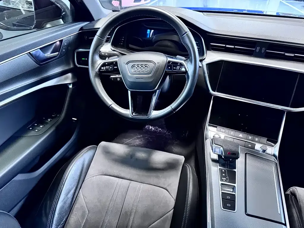 Audi A6L — фото 4