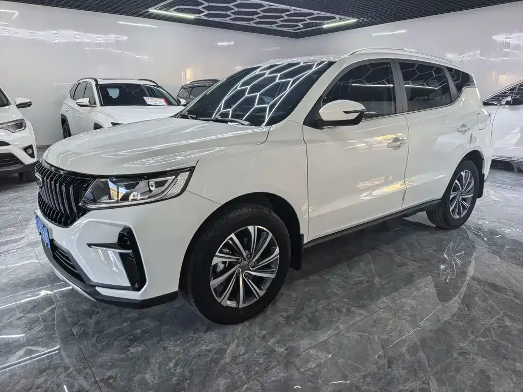 Geely Vision X6 — фото 9