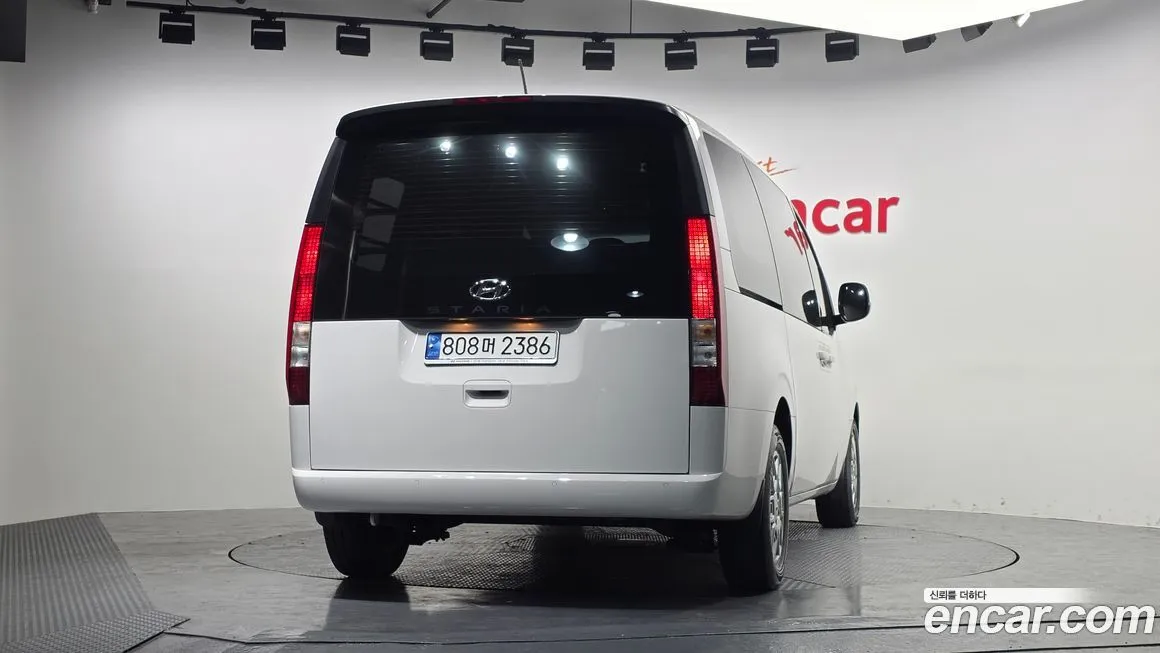 Hyundai Staria 2023 из KR, фото 6