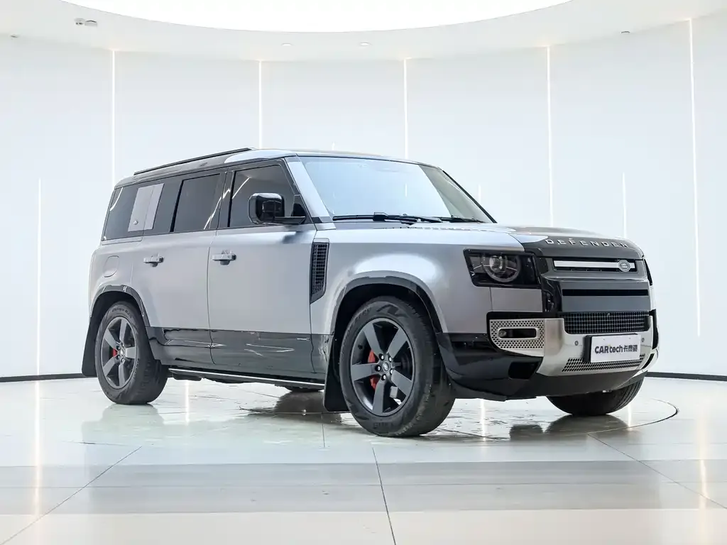 Land Rover Defender — фото 9
