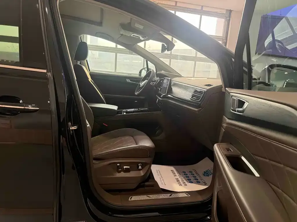 Volkswagen Viloran 2024 из CN, фото 6