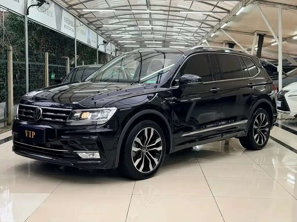 Volkswagen Tiguan L 2021 из CN, фото 1