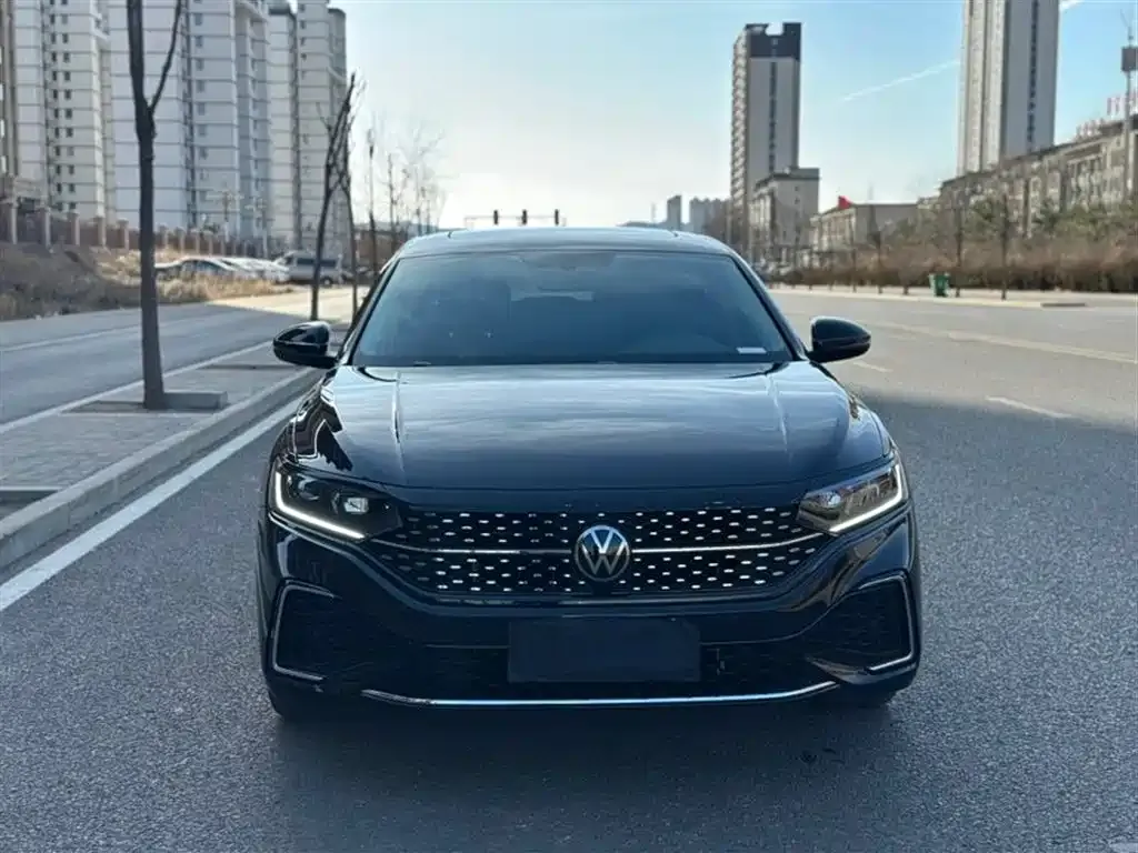 Volkswagen Passat — фото 7